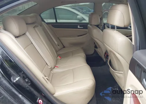 2013 Hyundai Genesis 5.0 R-Spec z USA, uszkodzony, nr VIN KMHGC4DH6DU237115